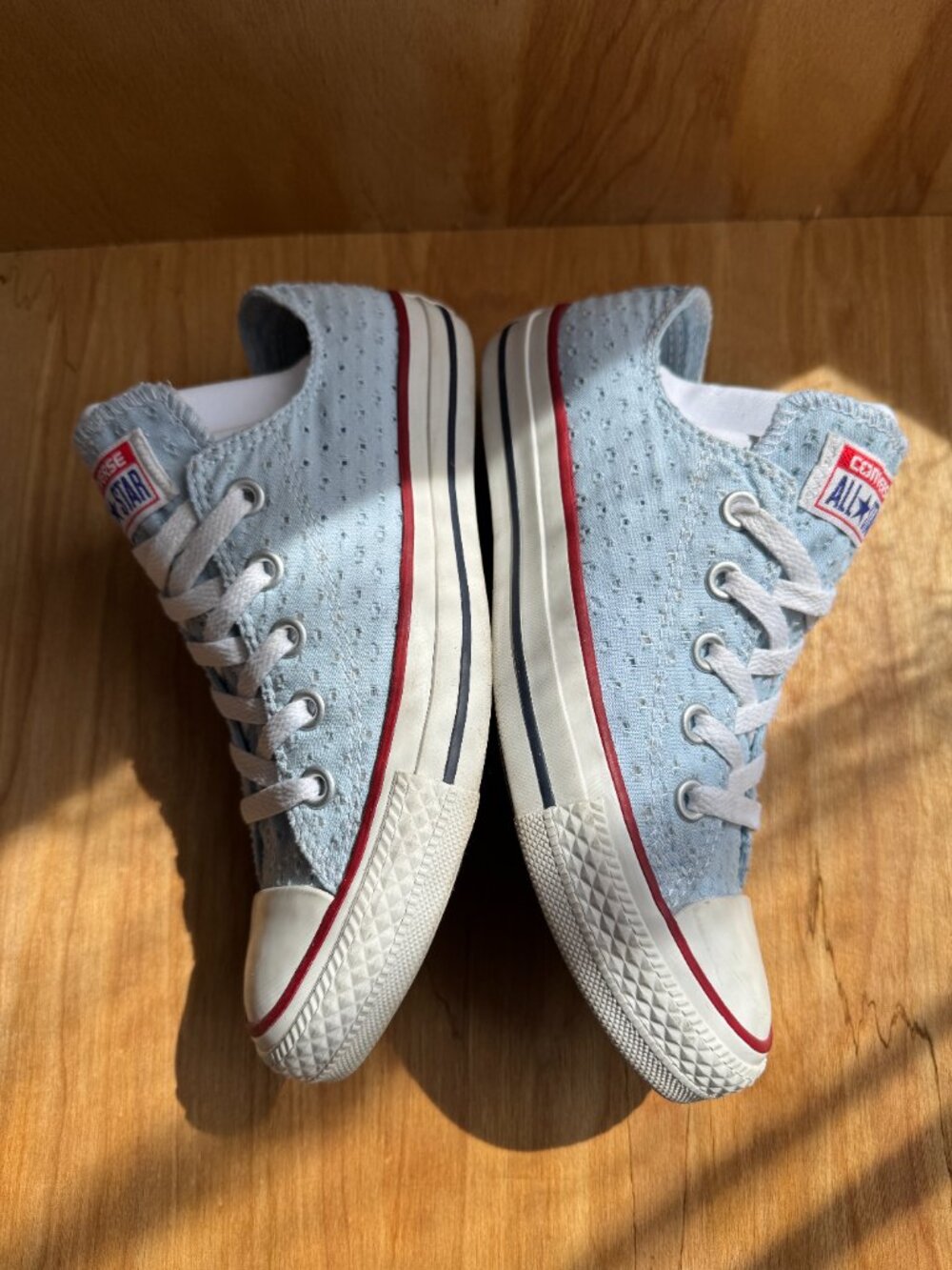 Converse Chuck Taylor Ox Eyelet Canvas Sneakers - Picture 11 of 15